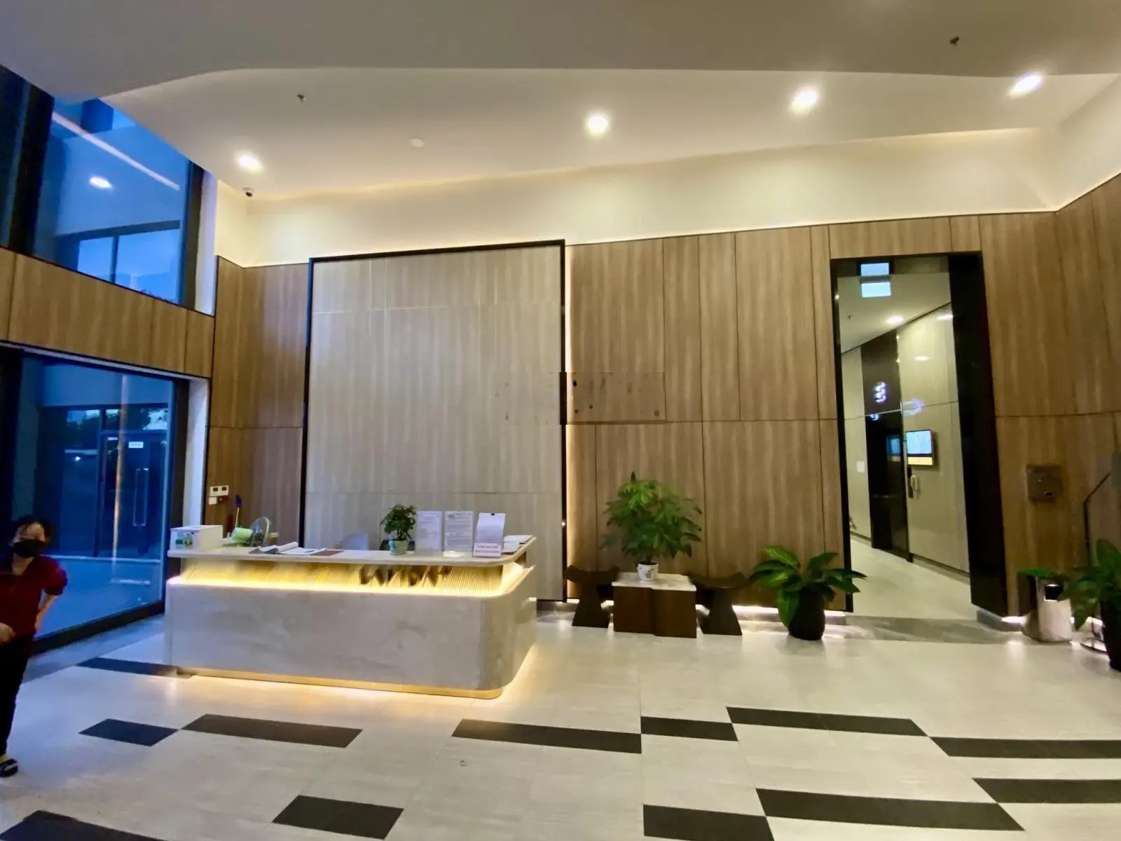 Căn hộ Lavida, đối diện Vivo City Q7, gần RMIT, 1PN, mặt tiền Nguyễn Văn Linh, 2tỷ8, chiết khấu 5%