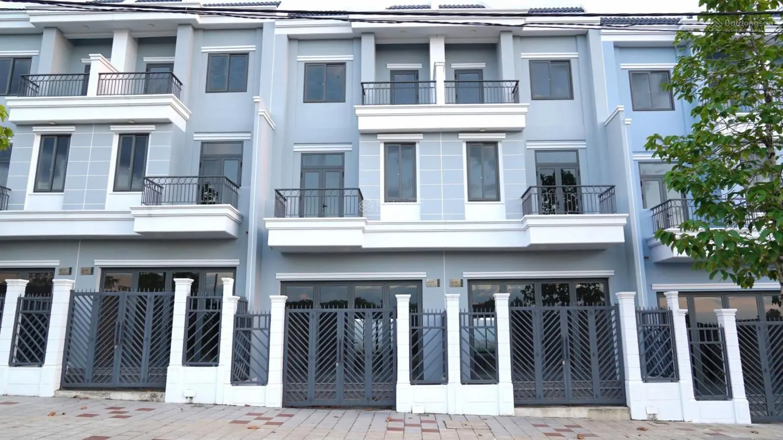 Bán nhà mặt phố tại KĐT Cát Tường Phú Hưng, giá cực chất 3,4 tỷ, 130m2 đối diện khu CN Đồng Xoài