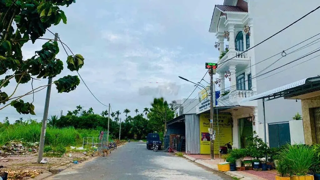 BÁN NỀN ĐƯỜNG SỐ 18 TTTM PHONG ĐIỀN