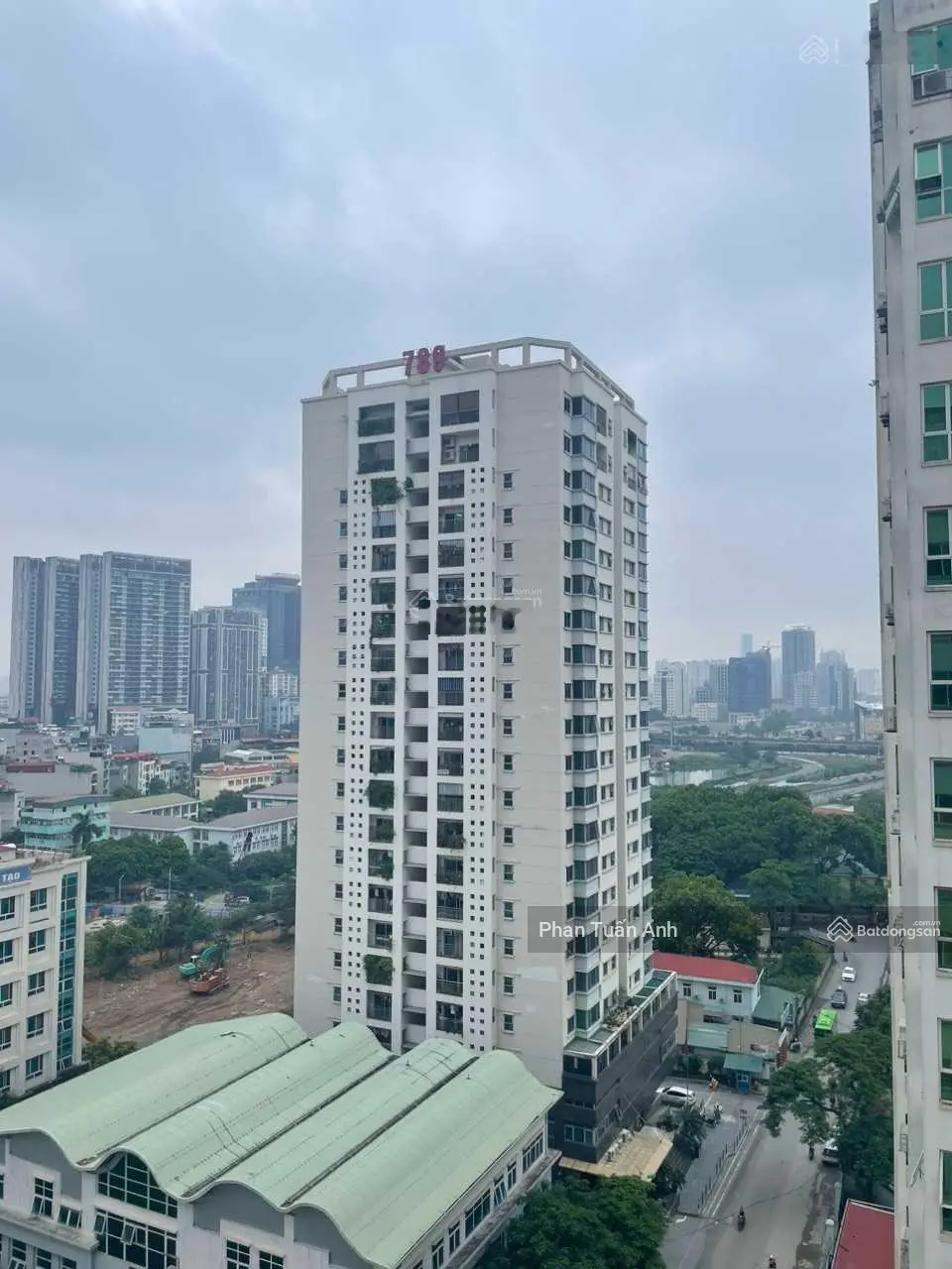Chỉ 3.5 tỷ sở hữu ngay căn hộ 95m2 tại chung cư 789 Bộ Tổng Tham Mưu, Mỹ Đình. BC Đông Nam