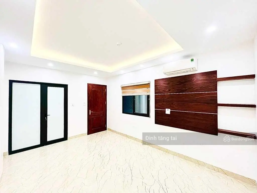 Bán nhà phân lô Cầu Giấy - ô tô vào nhà - Thang máy - 60m2 x 6T x MT 4m - Chỉ 13 tỷ