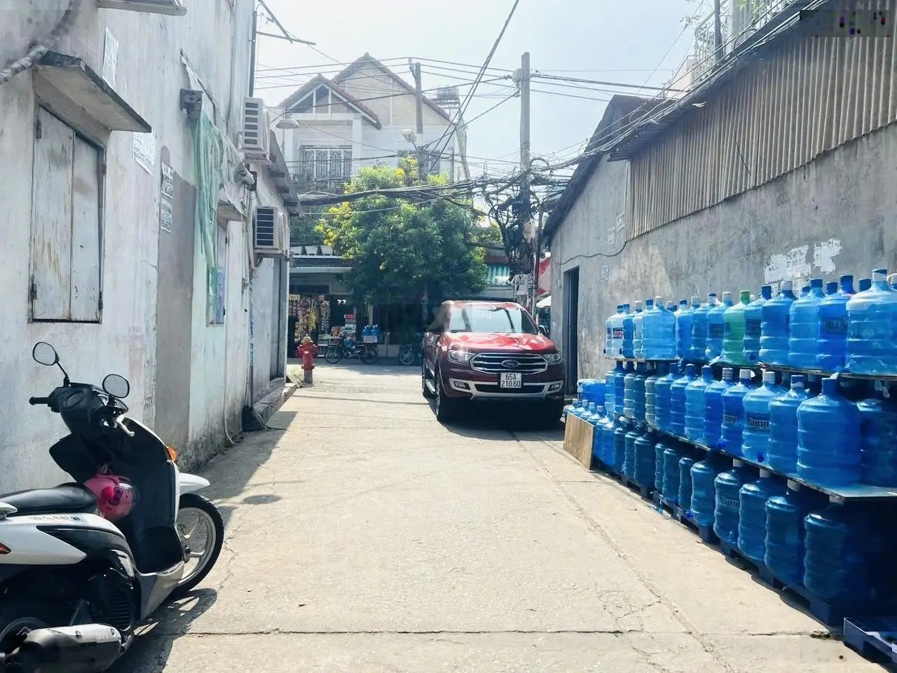 Nhà mới, 4 tầng (4x18m), trước nhà 5m, gần sát MT Bùi Minh Trực P6 Q8 giá chỉ 8tỷ2