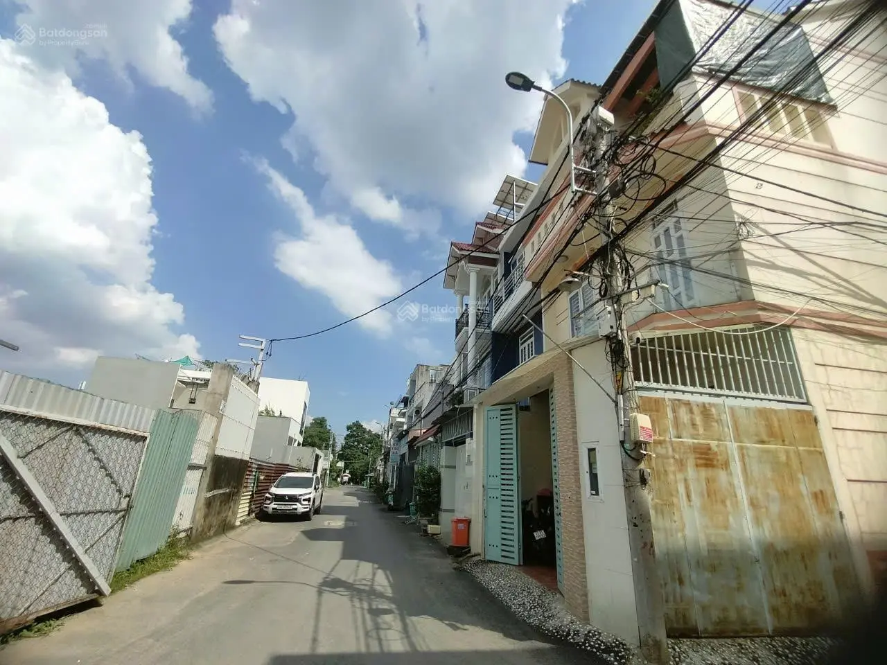 Bán nhà 3 tầng - gần the global city - sát đường Đỗ Xuân Hợp - hẻm xe hơi 7m - giá 6,5 tỷ