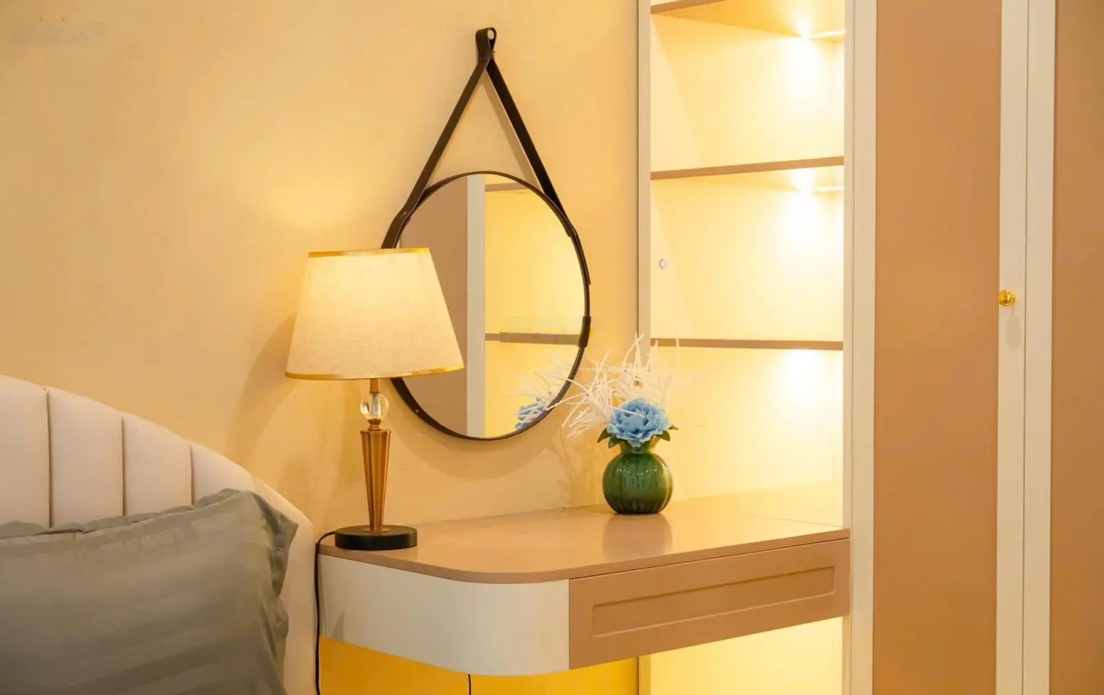 Chính chủ cần bán lại căn 1PN full nội thất đẹp toà S1.08 Vinhomes Ocean Park