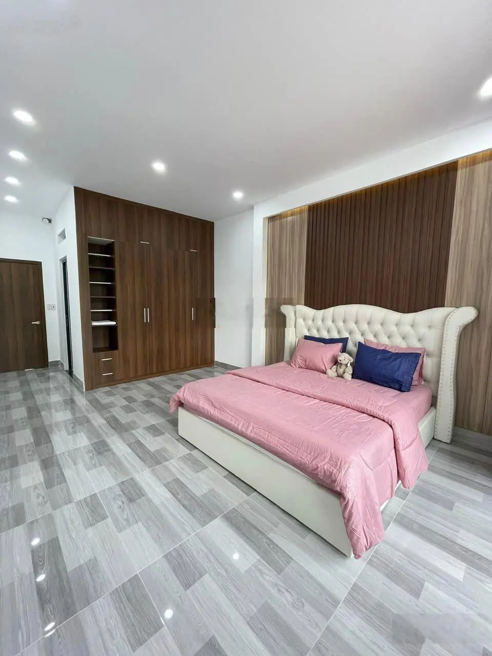 Nhà Đẹp Giá Rẽ cấn bán Đường Công Chúa Ngọc Hân P11 Quận 11 Giá 3tỷ250/65m2(5x13m) nhà 3 lầu, có sổ