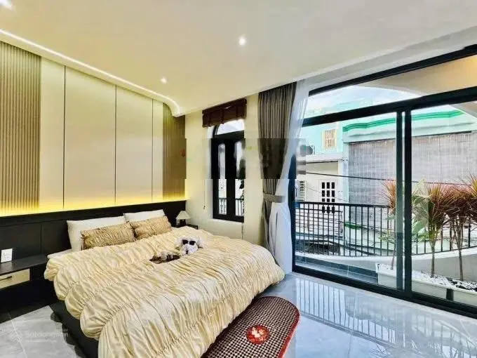 Chú Phúc bán nhà Cư Xá Đồng Tiến P14 Q10. 67m2 giá 3tỷ2 gần đại học Hoa Sen. Đang cho thuê 28tr/th