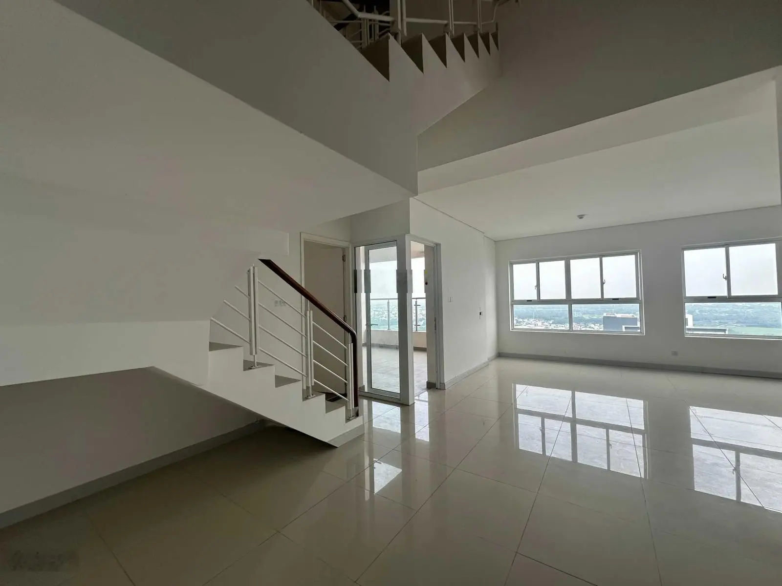 Duplex Dragon Hill 2, 138m2, 4PN 3wc, nhà trống mua trực tiếp Phú Long, giá ưu đãi 16.5%