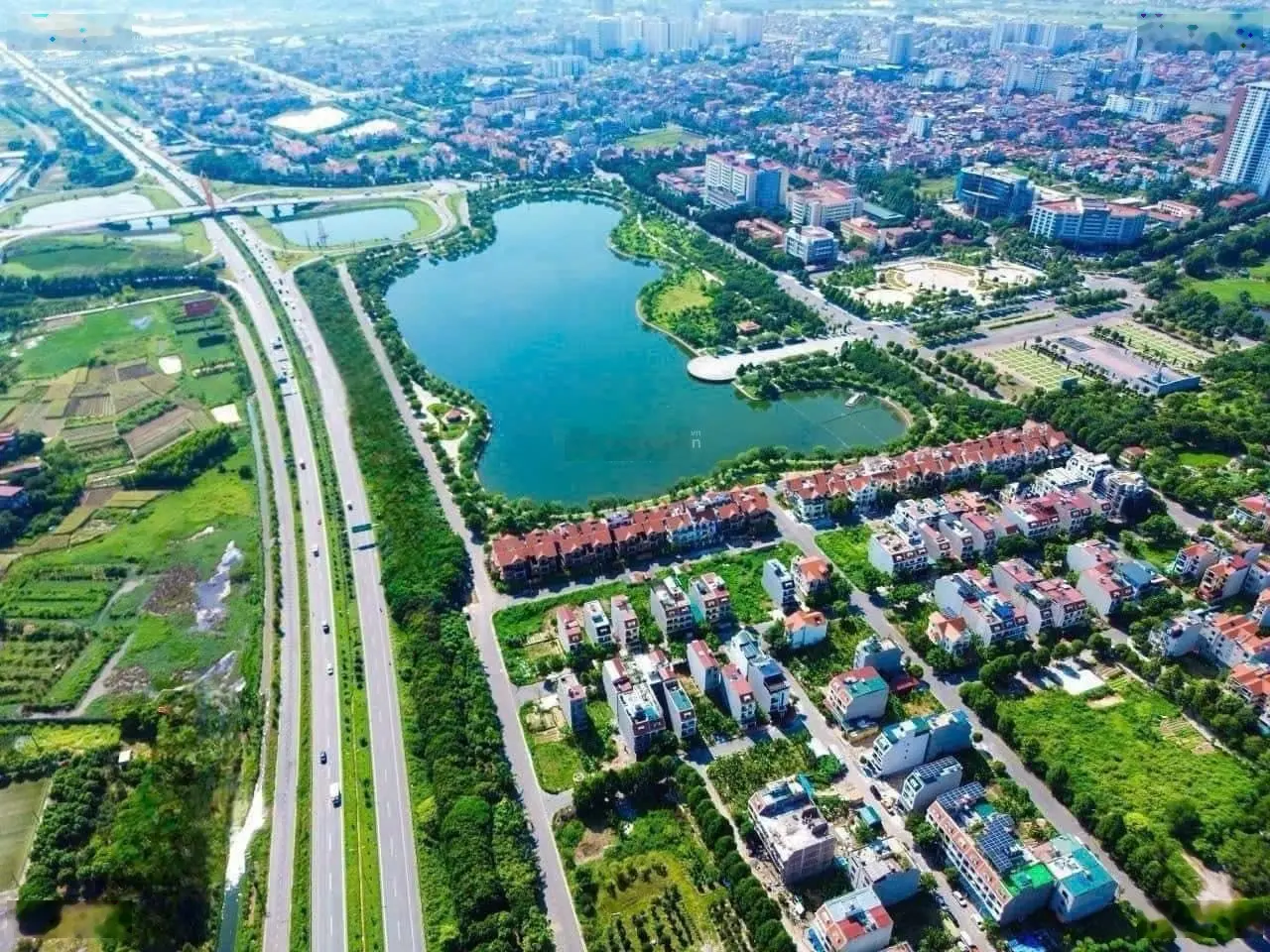 Quý khách cần mua đất xây nhà KĐT Đại Dương e có 2 lô cần bán