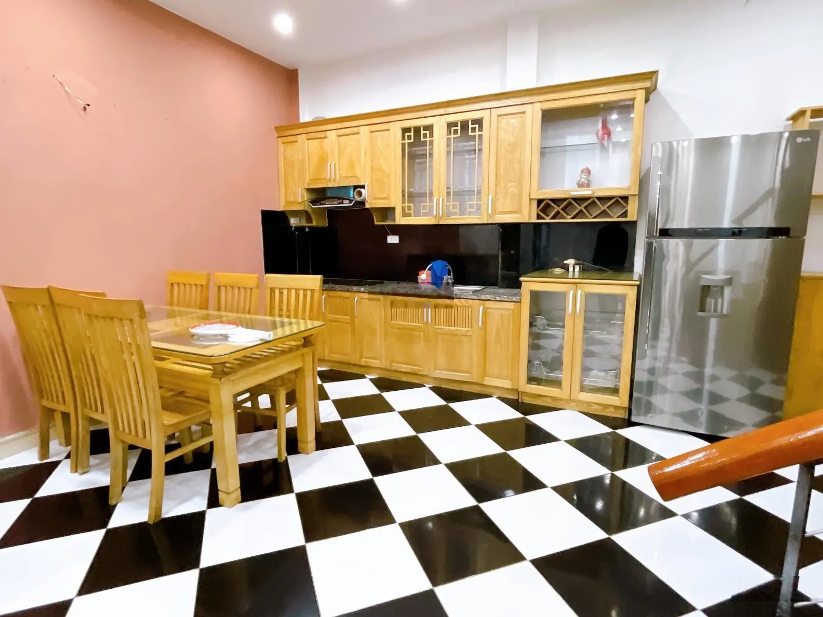Nhà cực đẹp - phúc tân - hoàn kiếm - cách 10m ô tô đỗ cổng - ngõ nông thẳng tắp - 30m ra mặt phố
