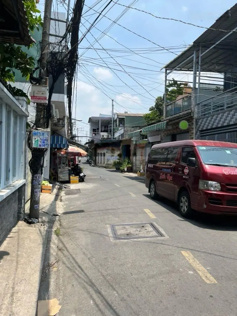 Mặt tiền hiếm cạnh Bến Xe Miền Tây thông Lý Chiêu Hoàng - DTSD gần 100m2 (3,8x26m) - nhà cấp 4 mới