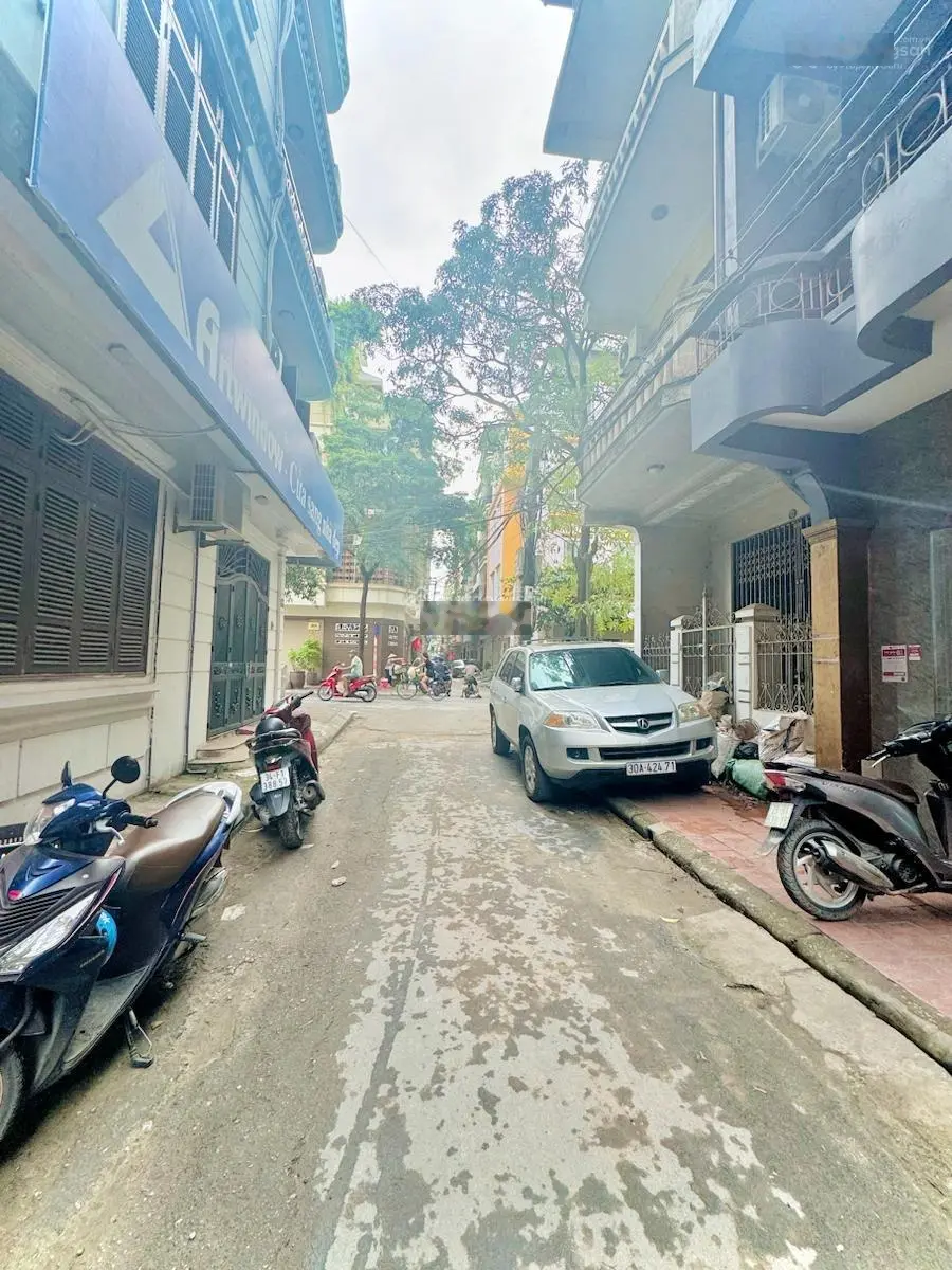 Bán nhà phố Kim Đồng - quận Hoàng Mai 63m2 ngõ thông tứ hướng. Ô tô đỗ cửa mặt tiền 4,5m