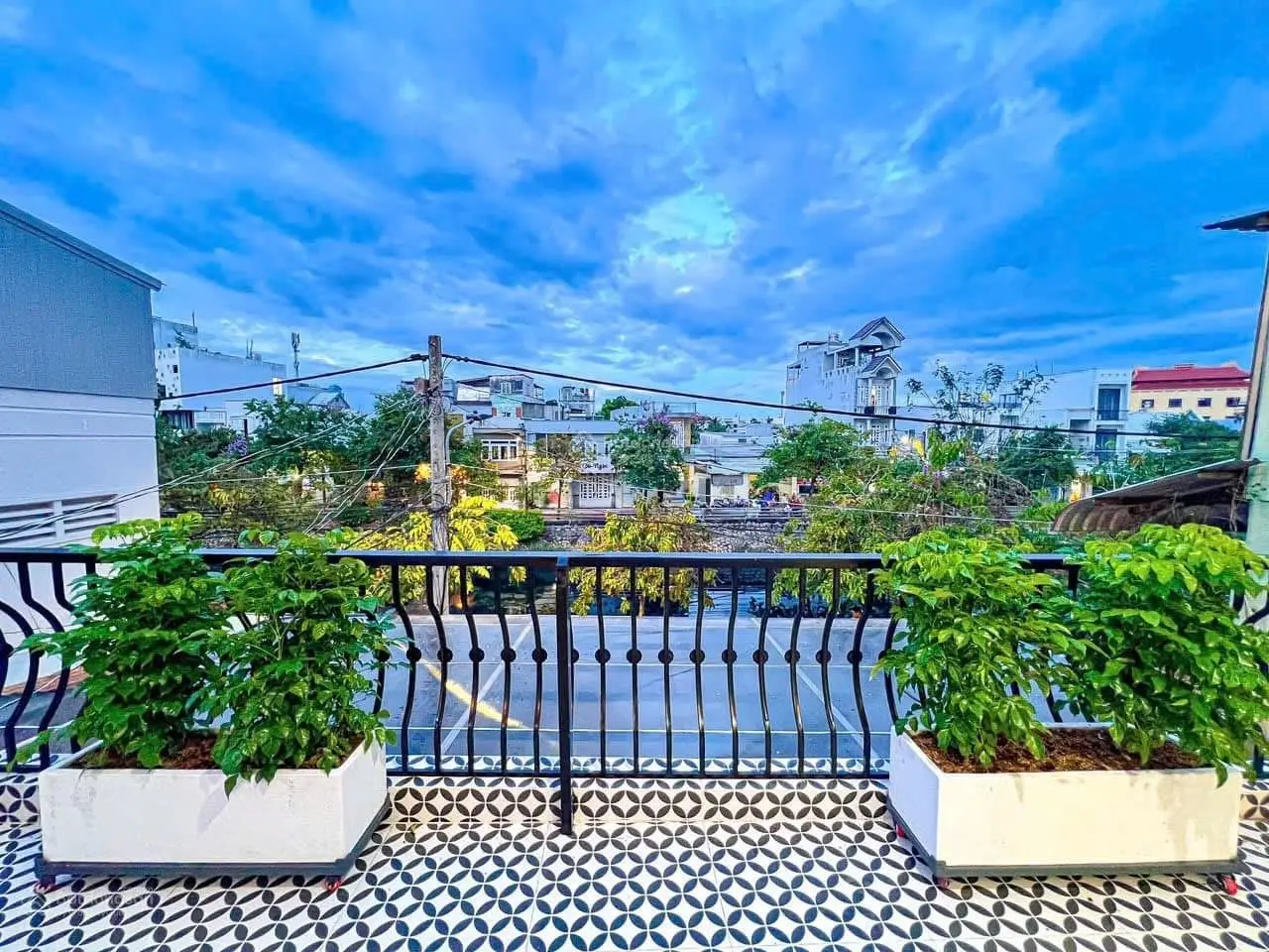 Siêu phẩm nhà trệt 2 lầu - mặt tiền Mạc Thiên Tích - gần chợ Xuân Khánh