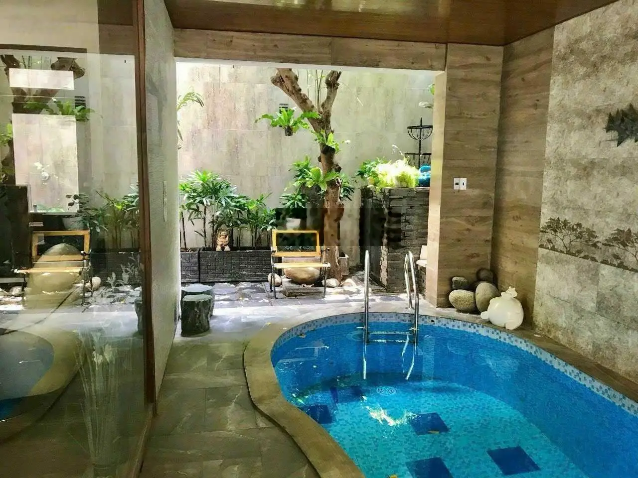 Bán nhà HXH đường Trần Quang Khải, P Tân Định Q1: Dt 8x20m, 160m2, hầm 5 tầng, giá 38 tỷ TL