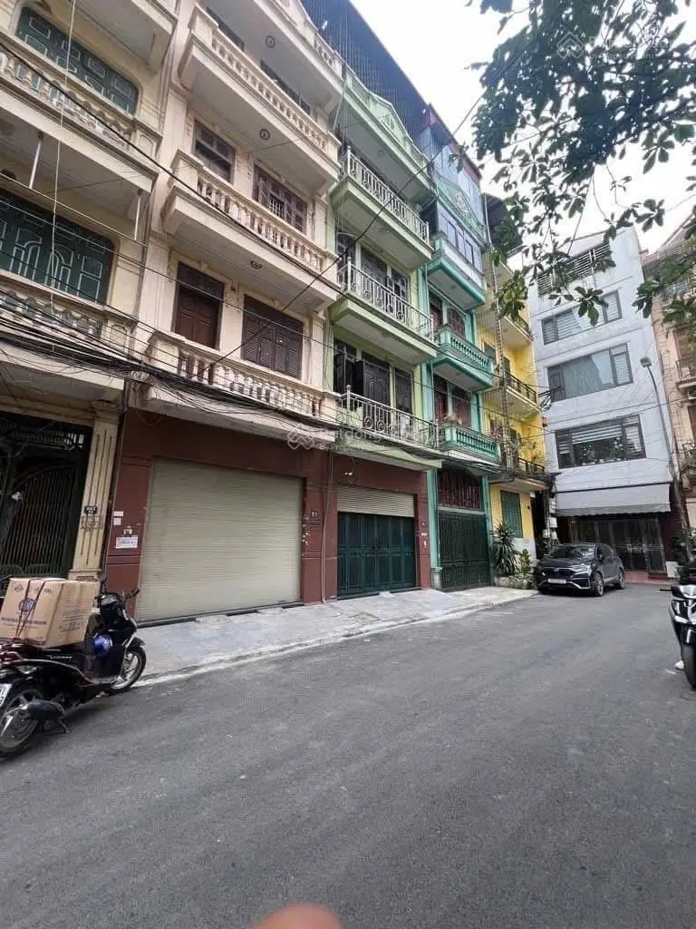 Nhà trong mơ phân lô Nguyễn Chí Thanh ôtô đỗ cửa, cách phố 30m DT 51m2, 5tầng, MT 6m, giá 18,8tỷ