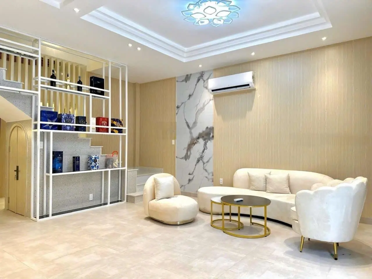 Nhà đẹp 4 tầng bề thế, 80m2 ngang 5, lâm văn bền q7, dân trí cao, nội thất cực đẹp, chỉ 7.9 tỷ