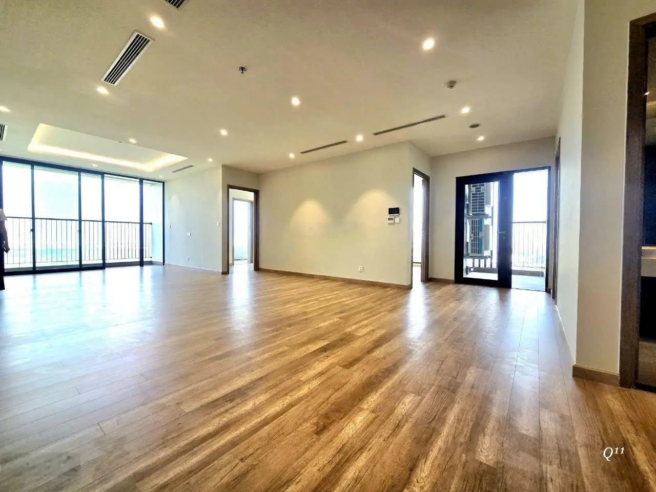 Cần bán căn hoa hậu khoáng nóng toà cao cấp Landmark L1 giá tốt, LH 0964 010 ***