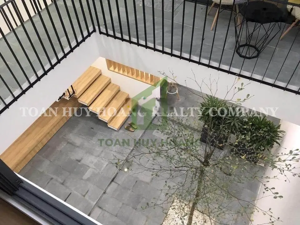 Bán nhà 2 tầng đường Khuê Mỹ Đông vị trí đẹp, đầu tư sinh lời