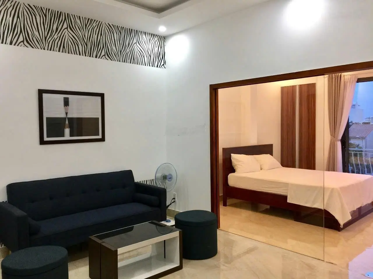 Toà căn hộ biển phố tây An Thượng DT 90m2 9 phòng full nội thất doanh thu 65tr/th chỉ hơn 17 tỷ