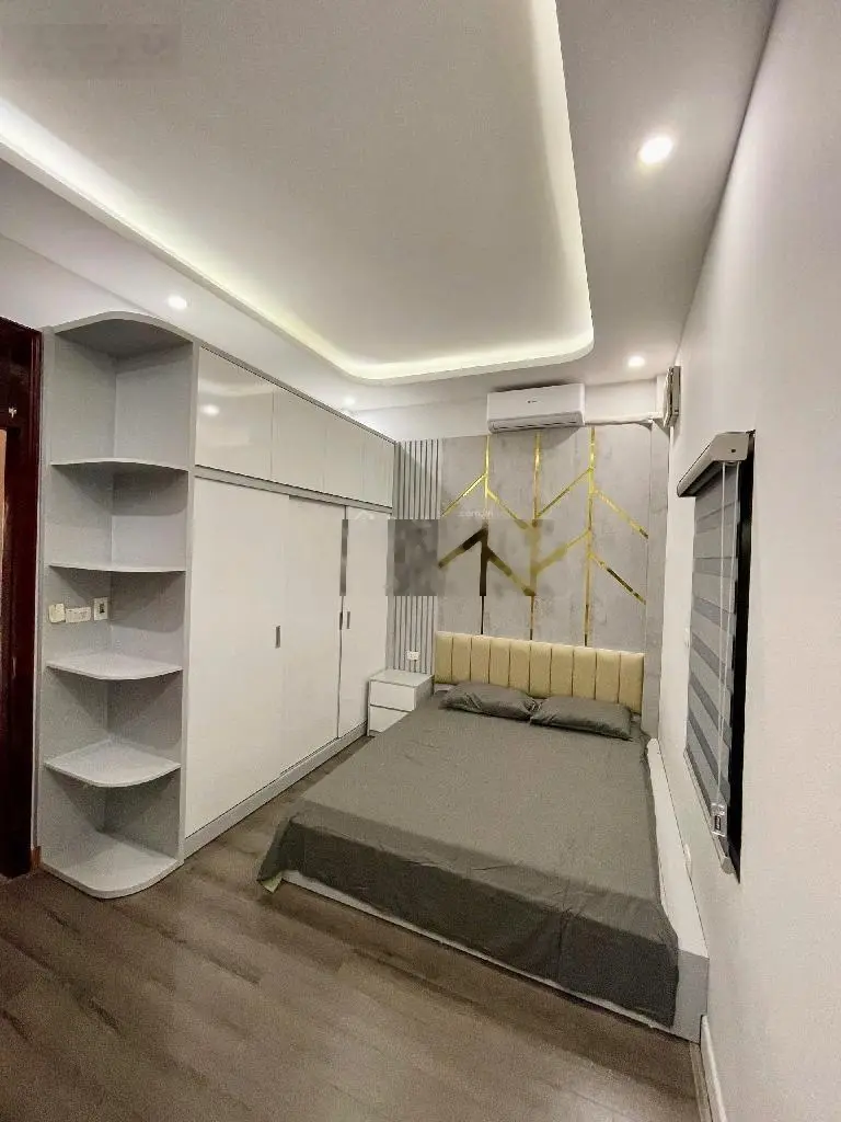 Bán nhà Tân Mai, 55m2 x 4 tầng, mặt tiền 4,5m, gần trường, chợ...- tiện ích đầy đủ, giá chỉ 6,75 tỷ