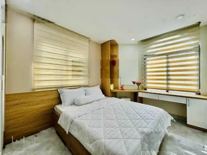 Bán Nhà 3 tầng Phú Nhuận nhà đẹp như Villa, hẻm 6m, oto vào nhà, Phan Đăng Lưu, 41m2