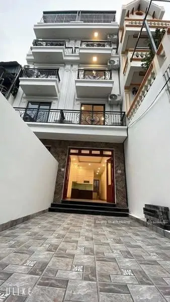Nhà Thạch Bàn 60m2 x 5 tầng, thang máy ngõ ô tô 7 chỗ vào nhà. Giá hơn 7 tỷ