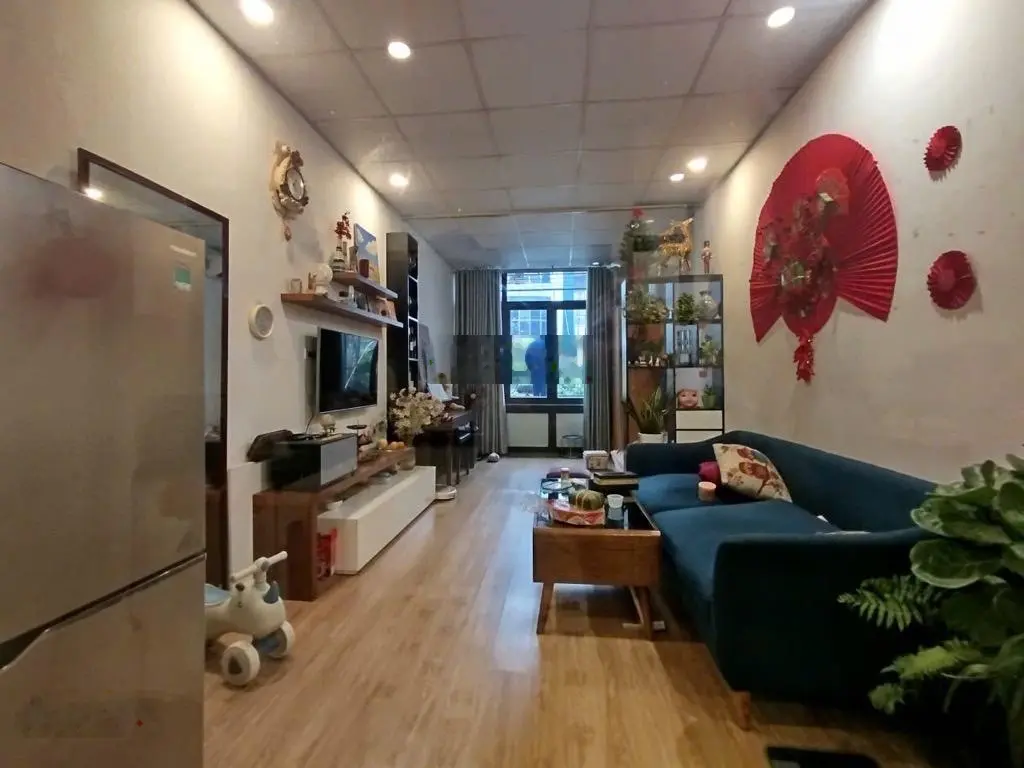 Cần bán gấp nhà Riêng,mặt phố lớn,ngay ngã tư đại la,Đại học bách khoa,kinh tế quốc dân