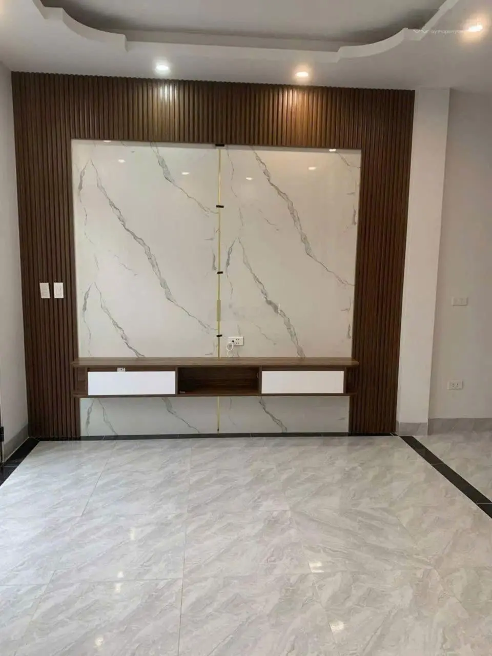 Bán căn lô góc 50m2 x 3T, Độ Chàng, gần cầu Tân Phú, 10 phút ra Penika Tố Hữu