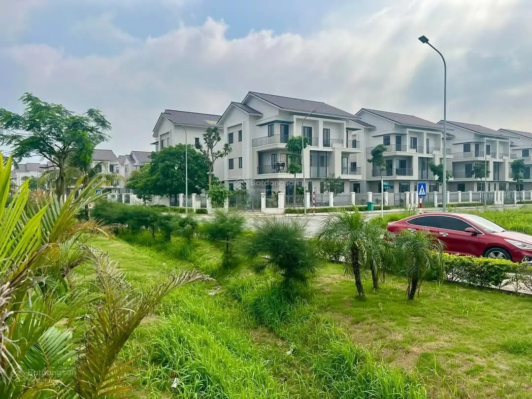 Centa riverside Vsip Bắc Ninh.Gà đẻ trứng vàng .lời ngay khi mua