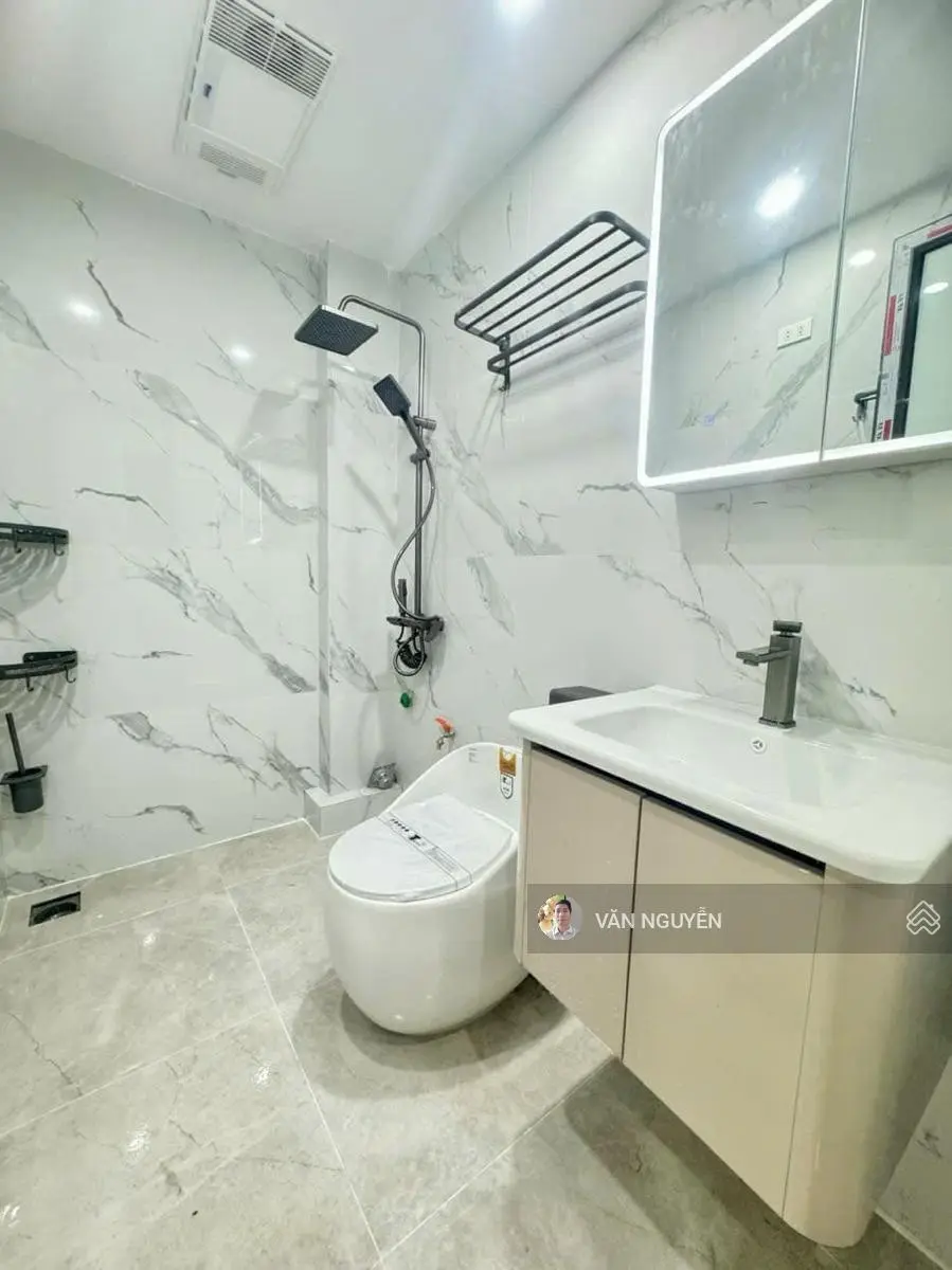 Nguyễn Trãi, xây mới tinh, 68m2 4,5 tầng, mt 4,3m, ôtô cách 10m, nhà thoáng sau vĩnh viễn, 3 thoáng
