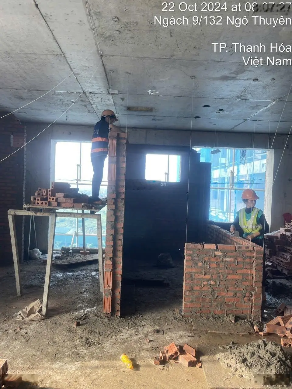Cần tìm chủ mới cho căn 2PN hướng Đông Nam mát mẻ, Hỗ trợ vay ngân hàng, Giá rẻ hơn CĐT cả 100Tr