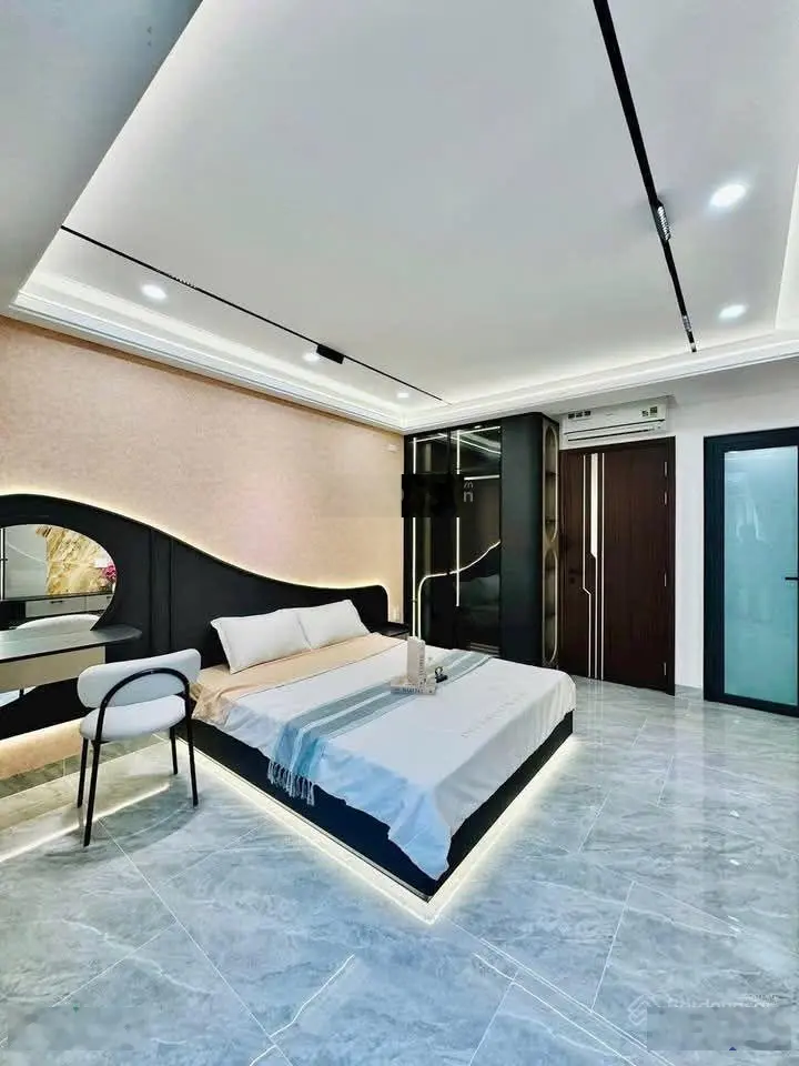 Chia tài sản gia chủ cần bán gấp nhà Phường Phước Long B,quận 9.Giá chỉ 3 tỷ 4 rẻ chưa từng có