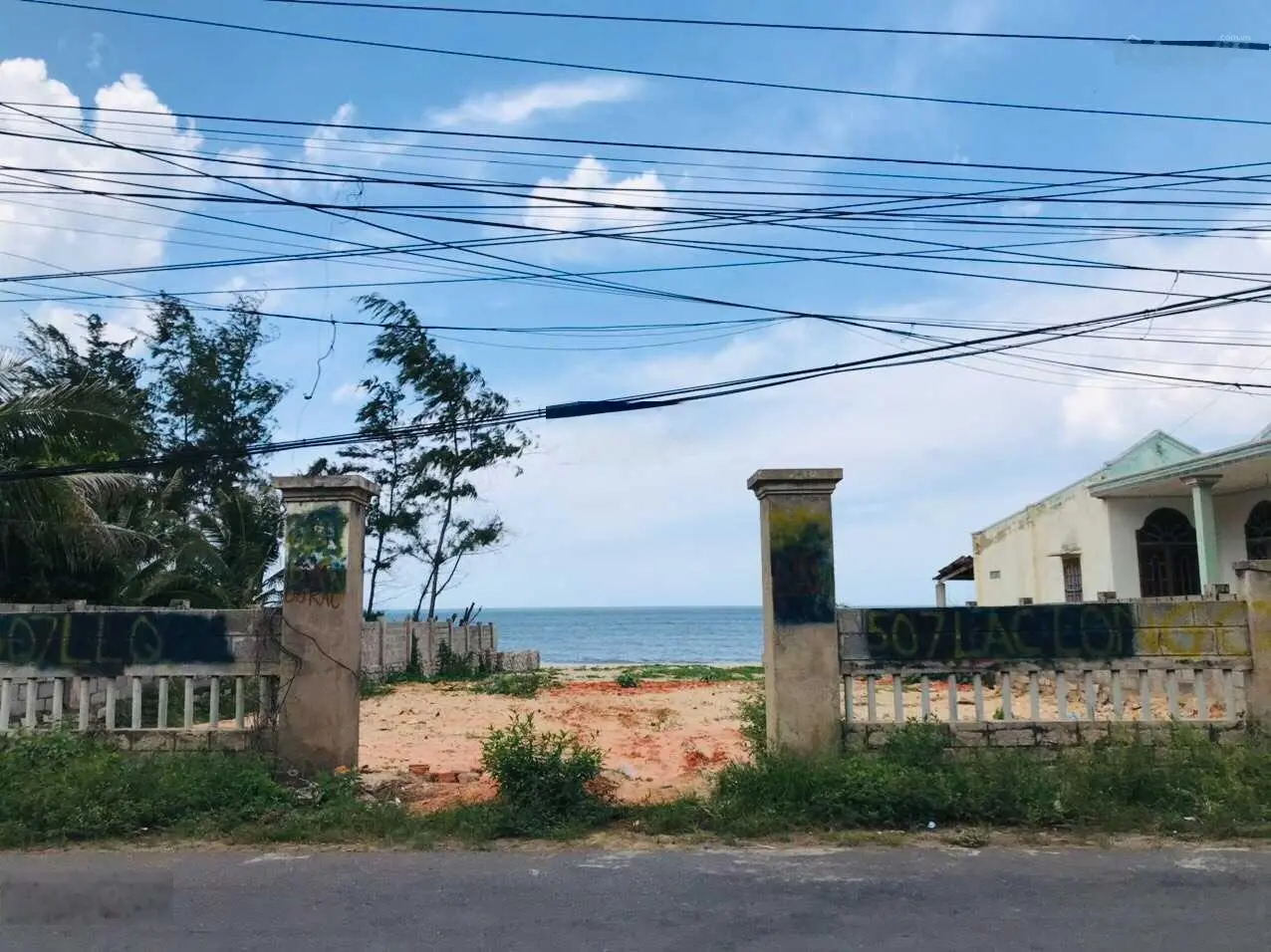 Còn duy nhất lô đất biển 2 mặt tiền - giá tốt - Lạc Long Quân, gần Novaworld Tiến Thành, Phan Thiết