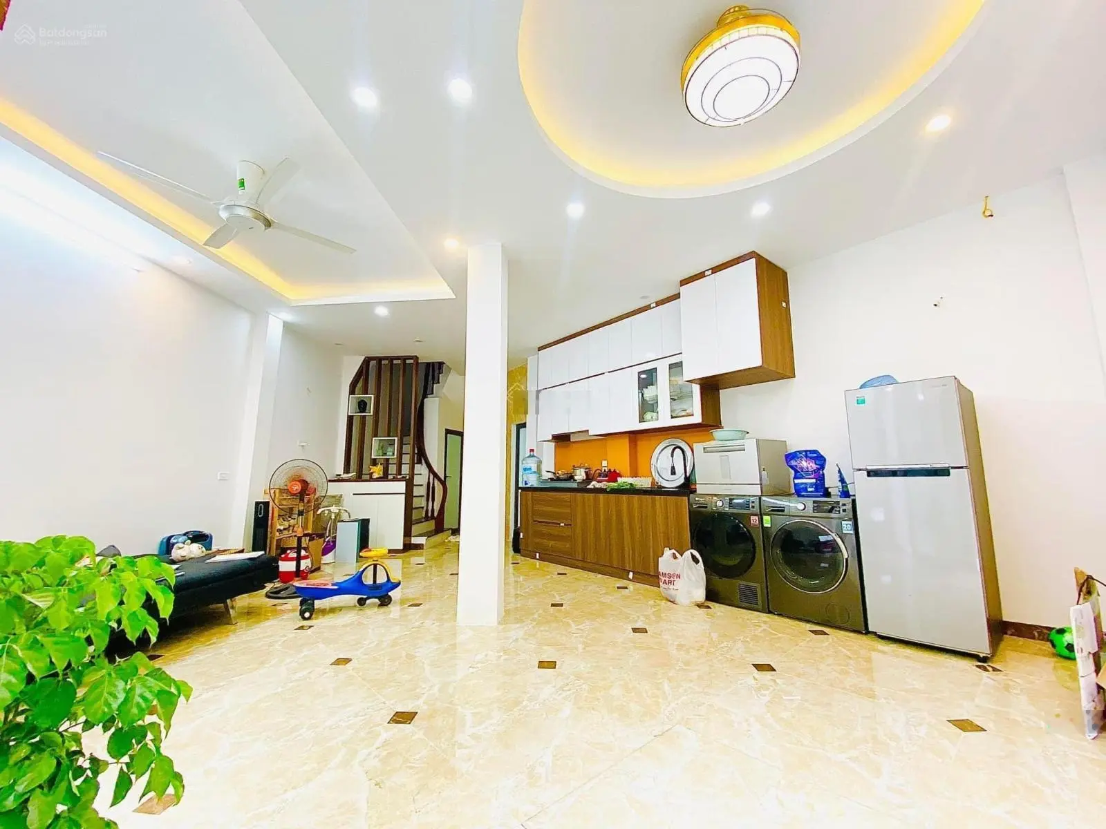 Trung tâm Đống Đa - gà đẻ trứng vàng - dòng tiền ổn định - 8 phòng khép kín - doanh thu 45t/1 thang