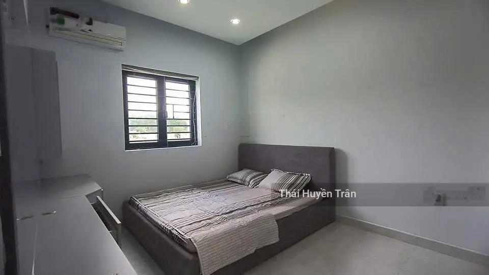 Chính chủ bán gấp nhà mới xây măt tiền huỳnh văn luỹ, 115m2 giá 4ty250 tl. sổ riêng, full nội thất