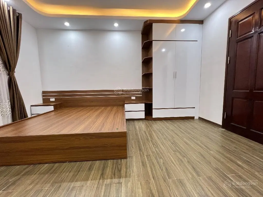 Siêu đẹp - Bán nhà Đại Mỗ 35m2, 5 tầng dân xây, ngõ gần, cách oto tránh đúng 1 nhà. Giá 5.9 tỷ