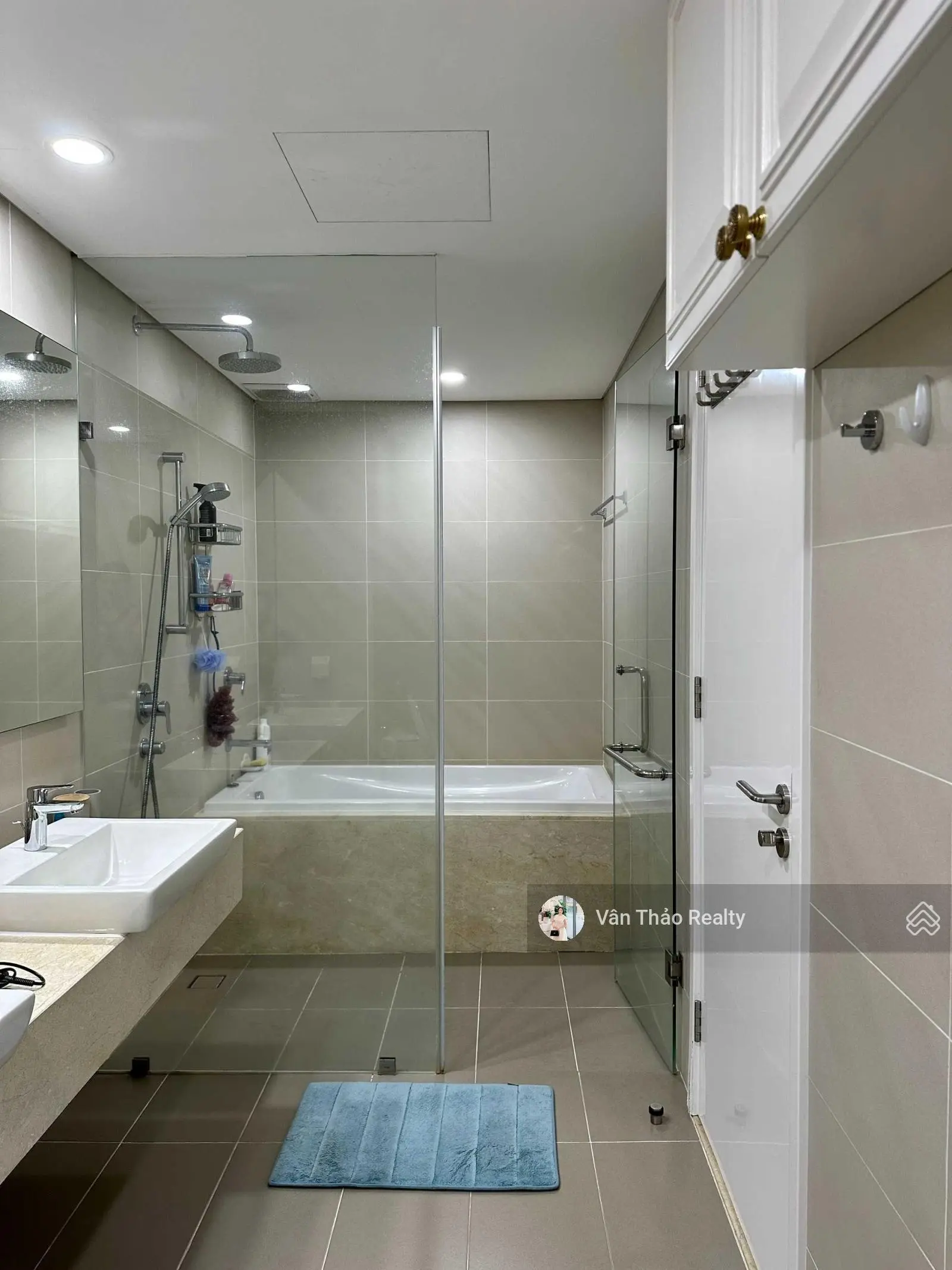 (Chuyên siêu phẩm) chỉ 9,5 tỷ - bán căn hộ 3PN View sông - Full nội thất đẹp - Đảo Kim Cương Quận 2