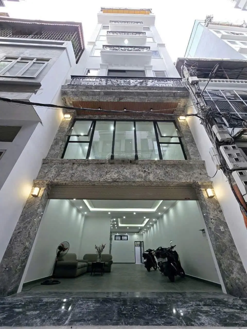 Bán nhà phân lô VIP ô tô tránh phố Trần Quốc Hoàn, Cầu Giấy 55m2x7 tầng thang máy, giá nhỉnh 20 tỷ