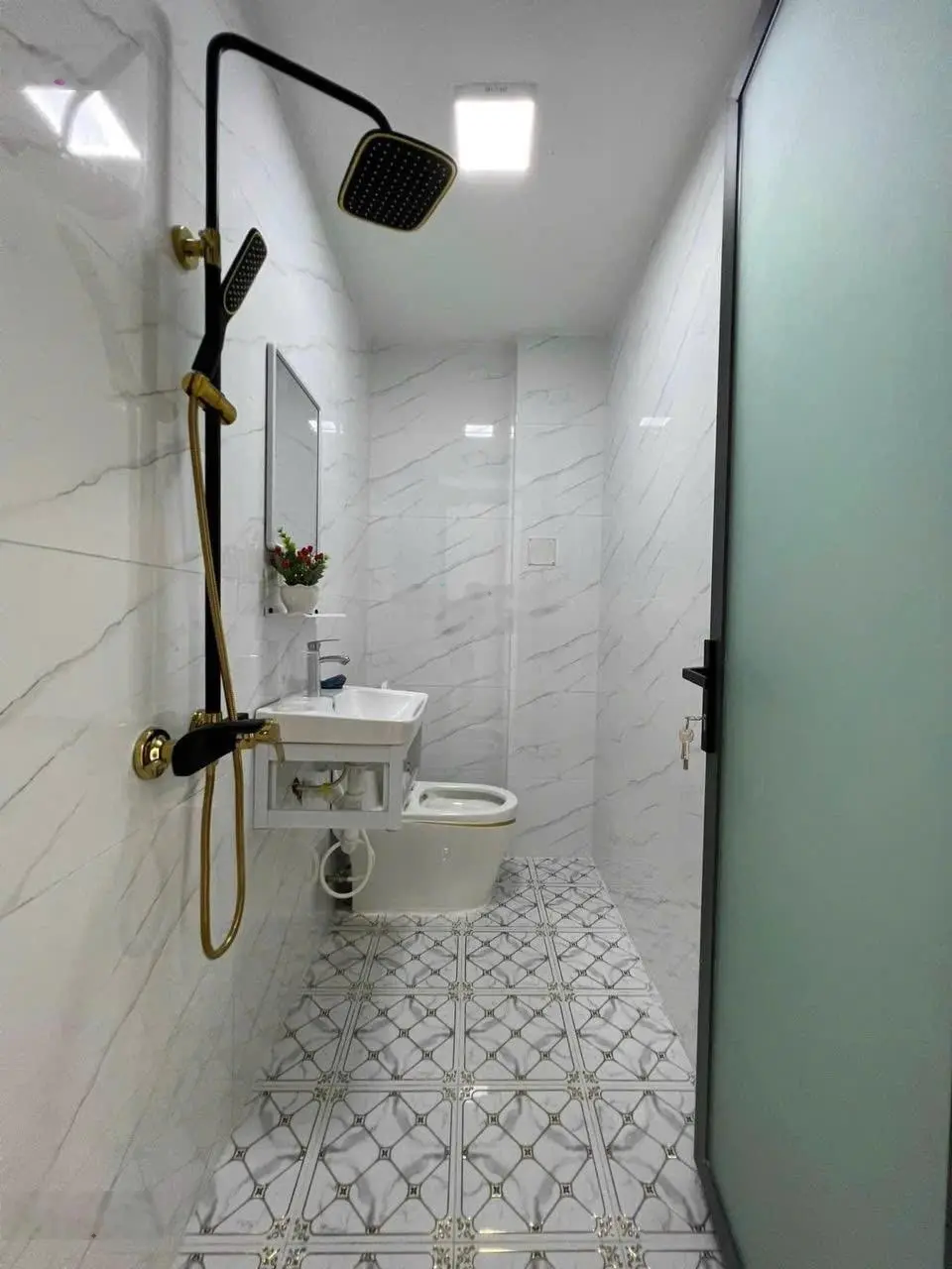 Chú Nam bán nhà Phan Đăng Lưu, P7, Phú Nhuận Giá5tỷ190/86m2(5x17,2m) đang cho thuê 20tr/tháng