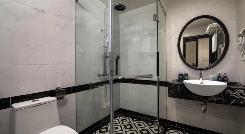 CHÍNH CHỦ BÁN NHÀ MẶT PHỐ MINH KHAI - DƯƠNG VĂN BÉ 5T Lô góc Kinh Doanh Đỉnh cao 76m2 25 tỷ