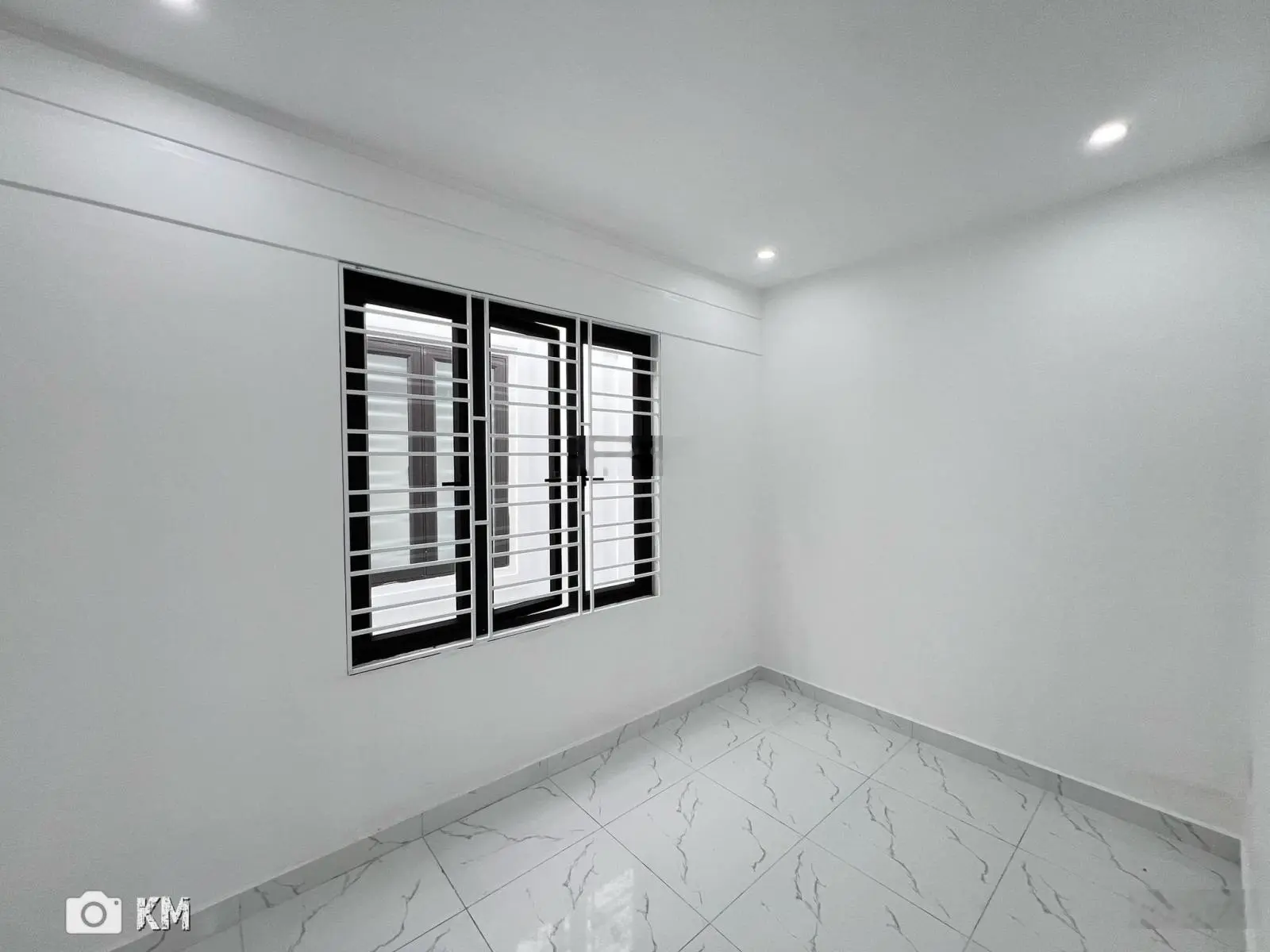 Bán dãy nhà xây mới 3 tầng ngõ 9 Trung Hành thông Lê Hồng Phong