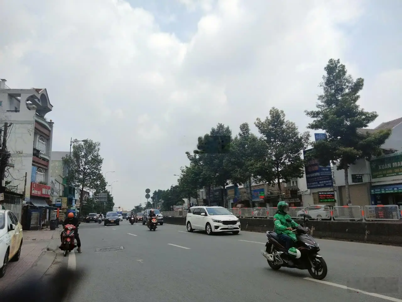 Bán nhà 2 tầng, hẻm xe hơi, Phạm Văn Đồng, Linh Trung, Thủ Đức, 5,1 tỷ