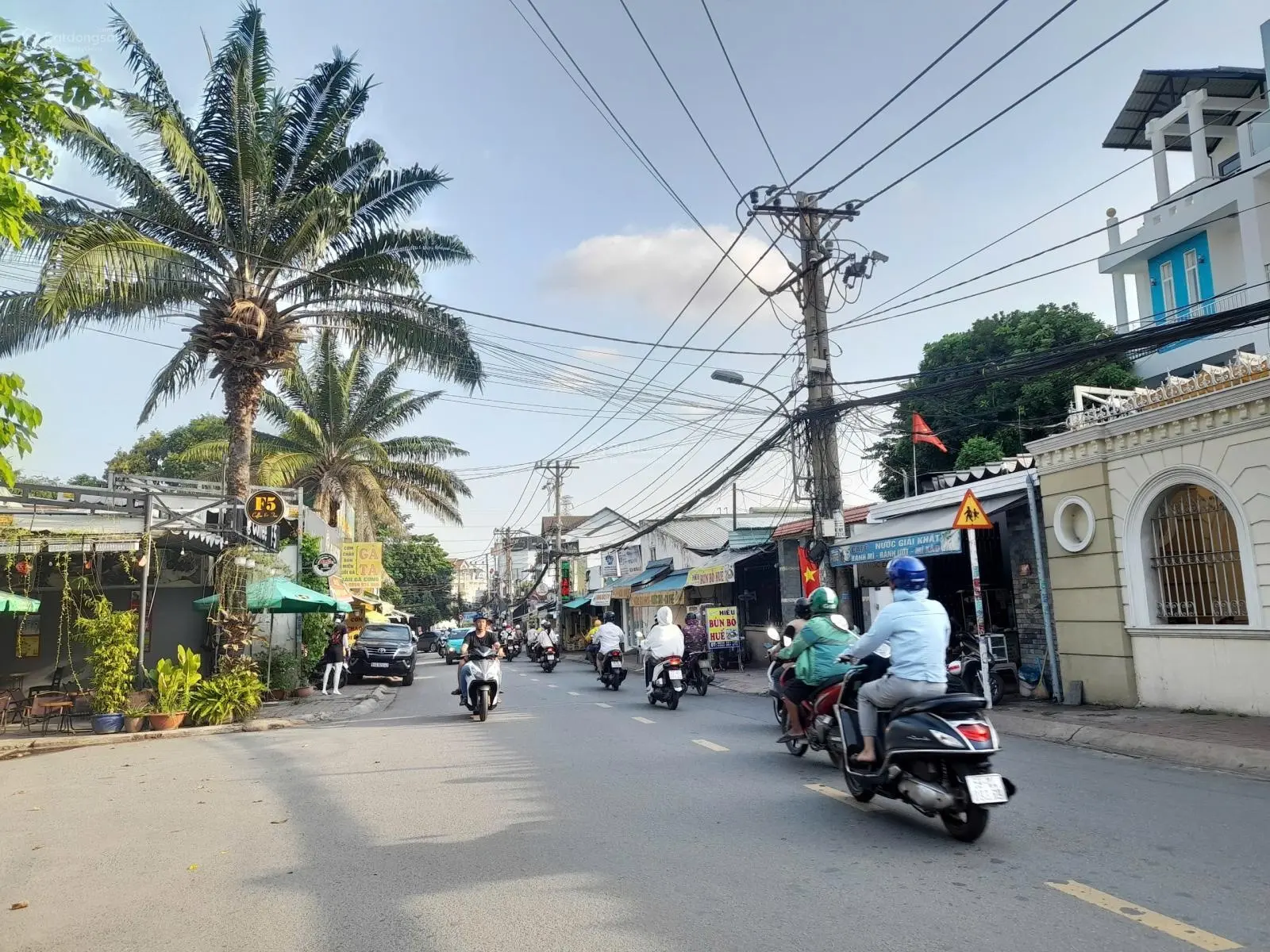 Hàng hiếm, nhà 1 trệt, 1 lầu mặt tiền Quang Trung - Quận 9 - trục đường sầm uất kinh doanh đa ngành