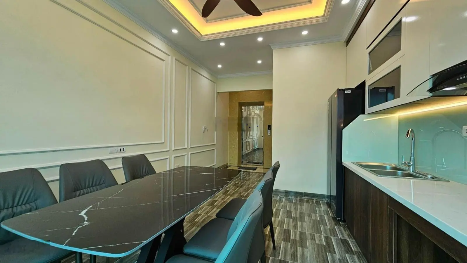 Bán nhà đẹp phố Huy Du, Nguyễn Cơ Thạch, Phố của Cơ Quan, nơi tập trung ban ngành của Quận