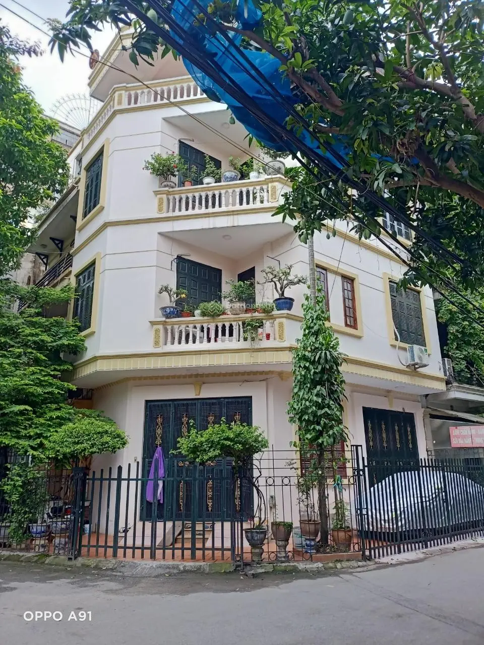 Bán nhà Phạm Tuấn Tài, Đặng Thùy Trâm 68m2 vỉa hè 16 chỗ tránh, công viên 16 tỷ Cầu Giấy