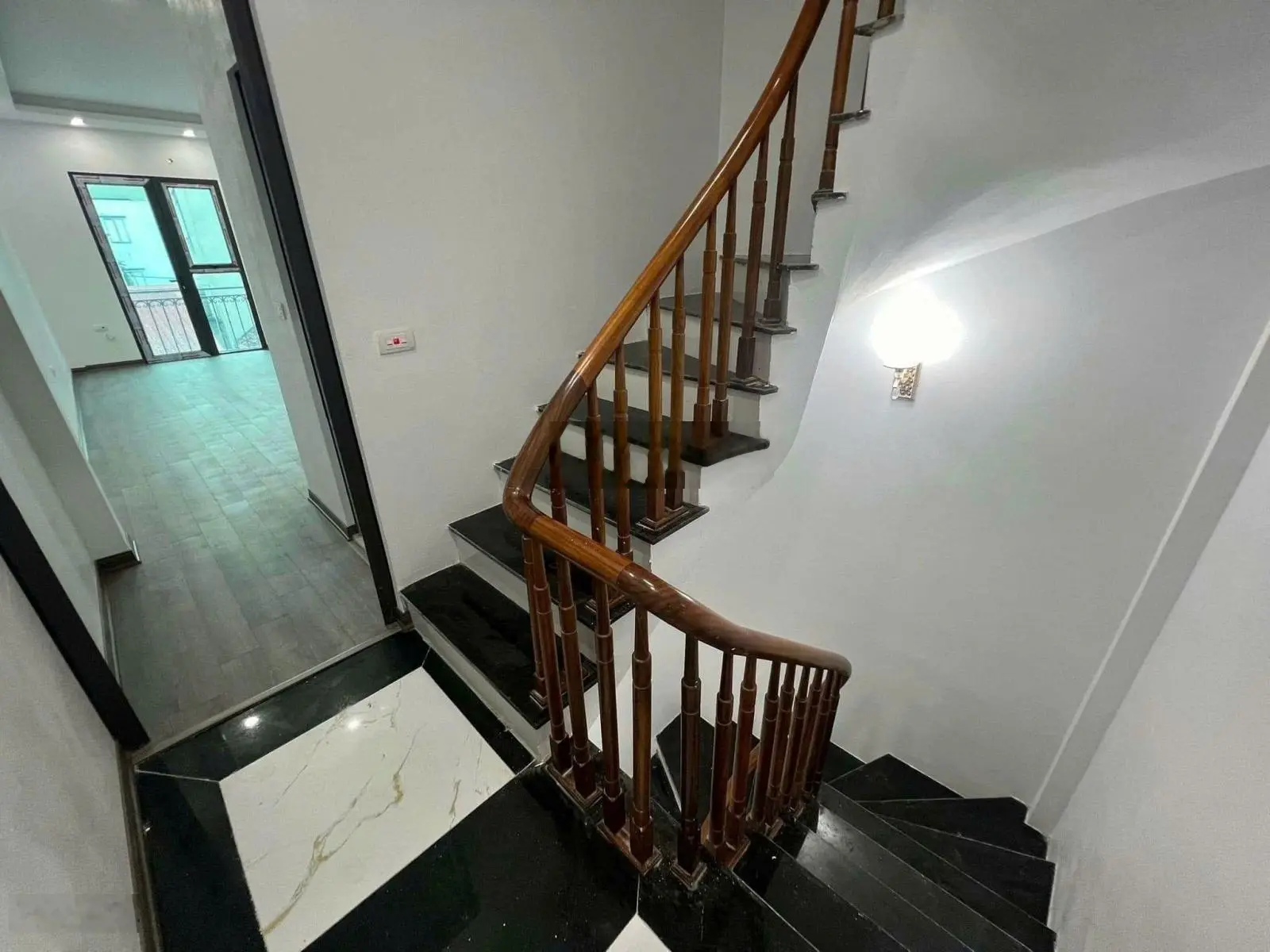 Bán nhà 5 tầng tại tổ 3 Văn Nội, Phú Lương, Hà Đông, Hà Nội