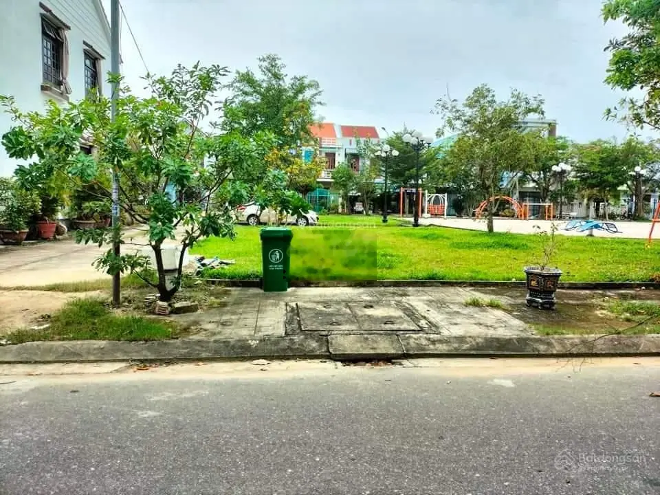 Bán gấp lô đất mặt tiền đường Nguyễn Nho Túy khối 3 Vĩnh Điện-Điện Bàn