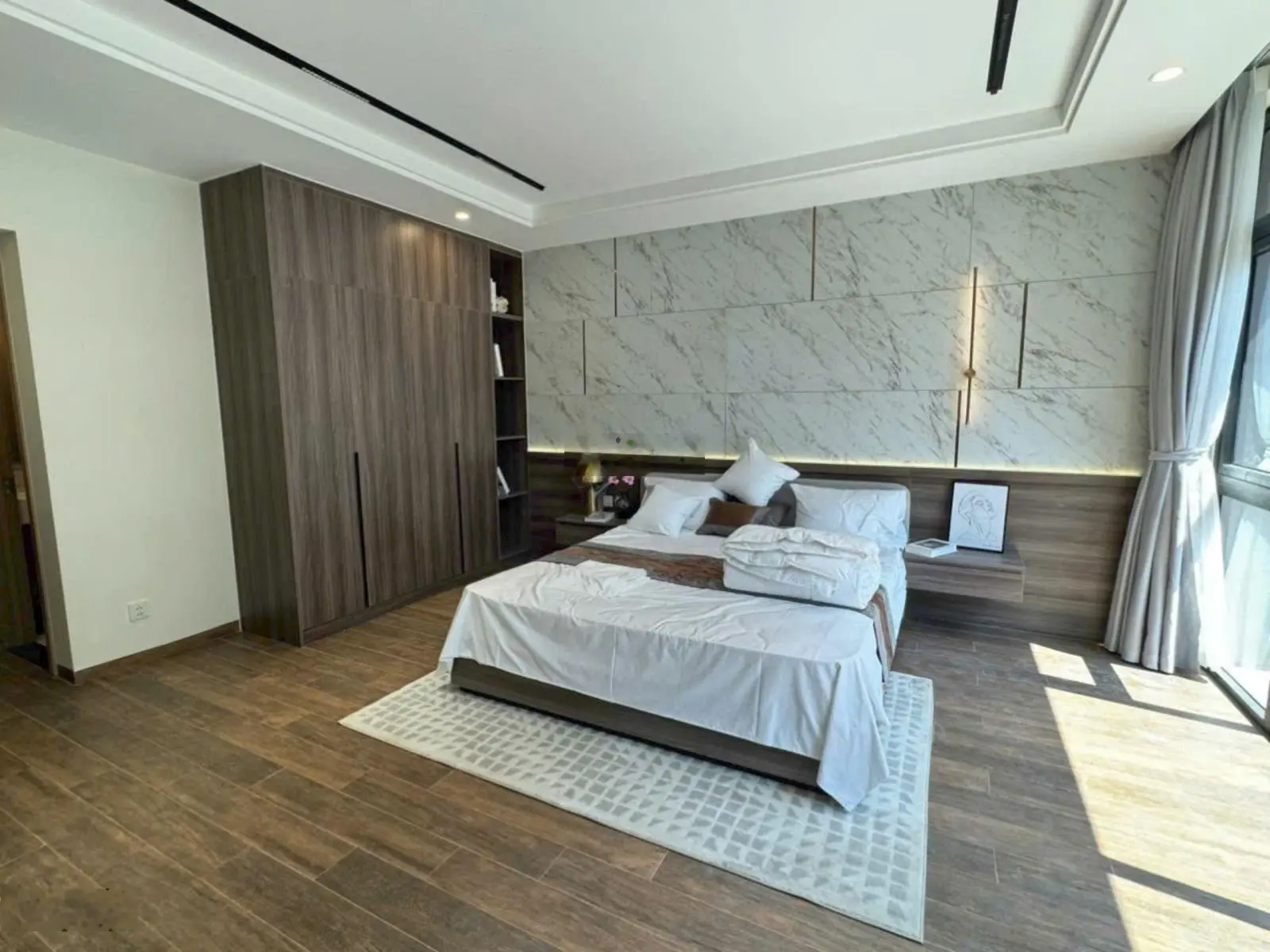 Bán phố biển 8-04aps góc hàng hiếm dt 85m2 giá 128tr/m2 ck 20% sát 43 toà chung cư vinhomes ocp3 hy