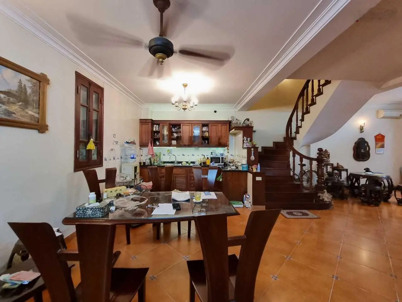 Bán gấp Biệt thự Nhật Chiêu, view Hồ Tây, 3 bước ra Hồ, lô góc, gara ô tô, 130m2 có 2X tỷ.
