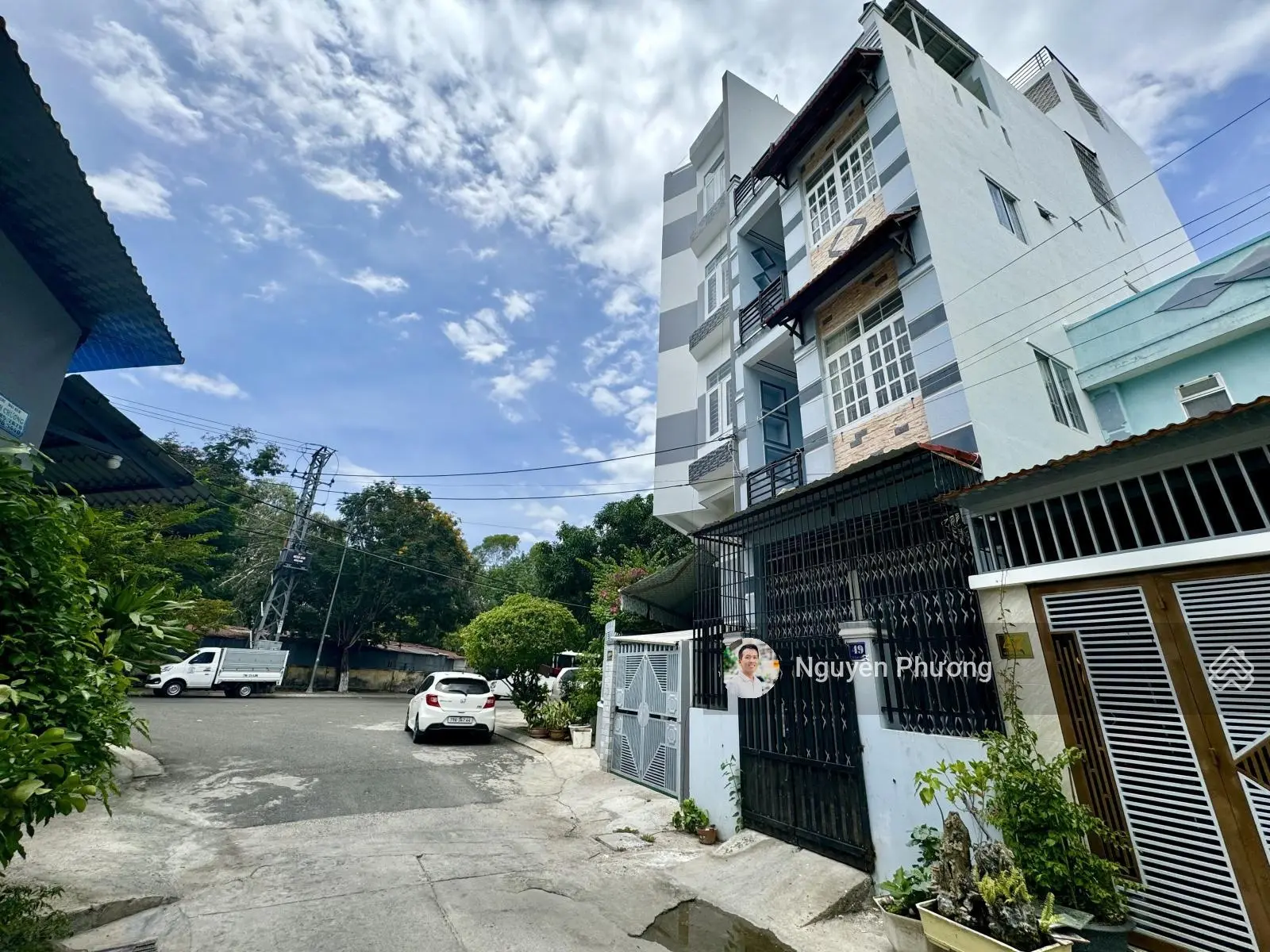 Bán nhà 3 tầng 1 tum mặt tiền Vũ Xuân Thiều Phước Long Nha Trang chỉ 3 tỷ 6