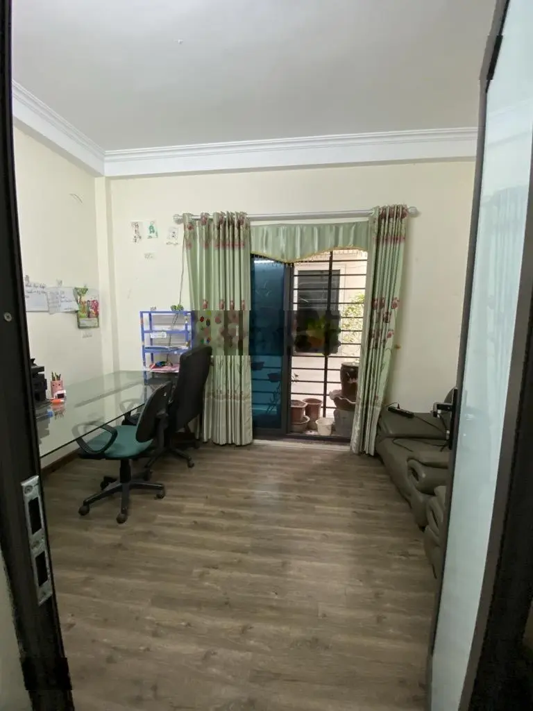 Nhà đẹp ô cách 30m ra ô tô dân xây 3 ngủ vị trí đẹp tiện ích hiếm sổ đỏ pháp lý chuẩn
